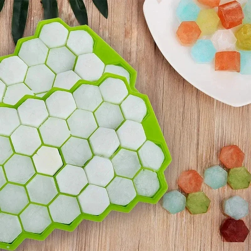 Honeycomb Ice Cube Tray – 37 Lattice Mold Maker Without Lid for Kitchen & Drinks - Go Shopping Market
